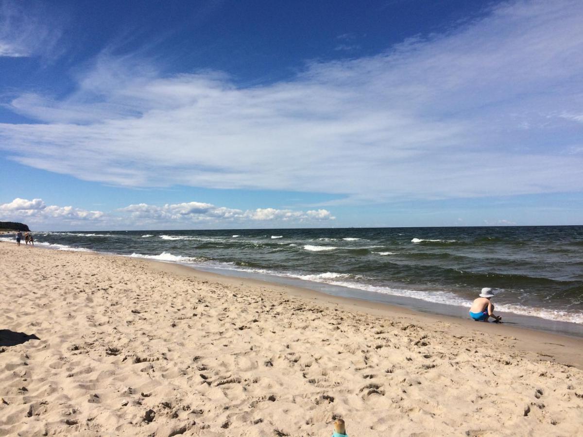 Dom Wakacyjny Katamaran Międzywodzie Exteriör bild